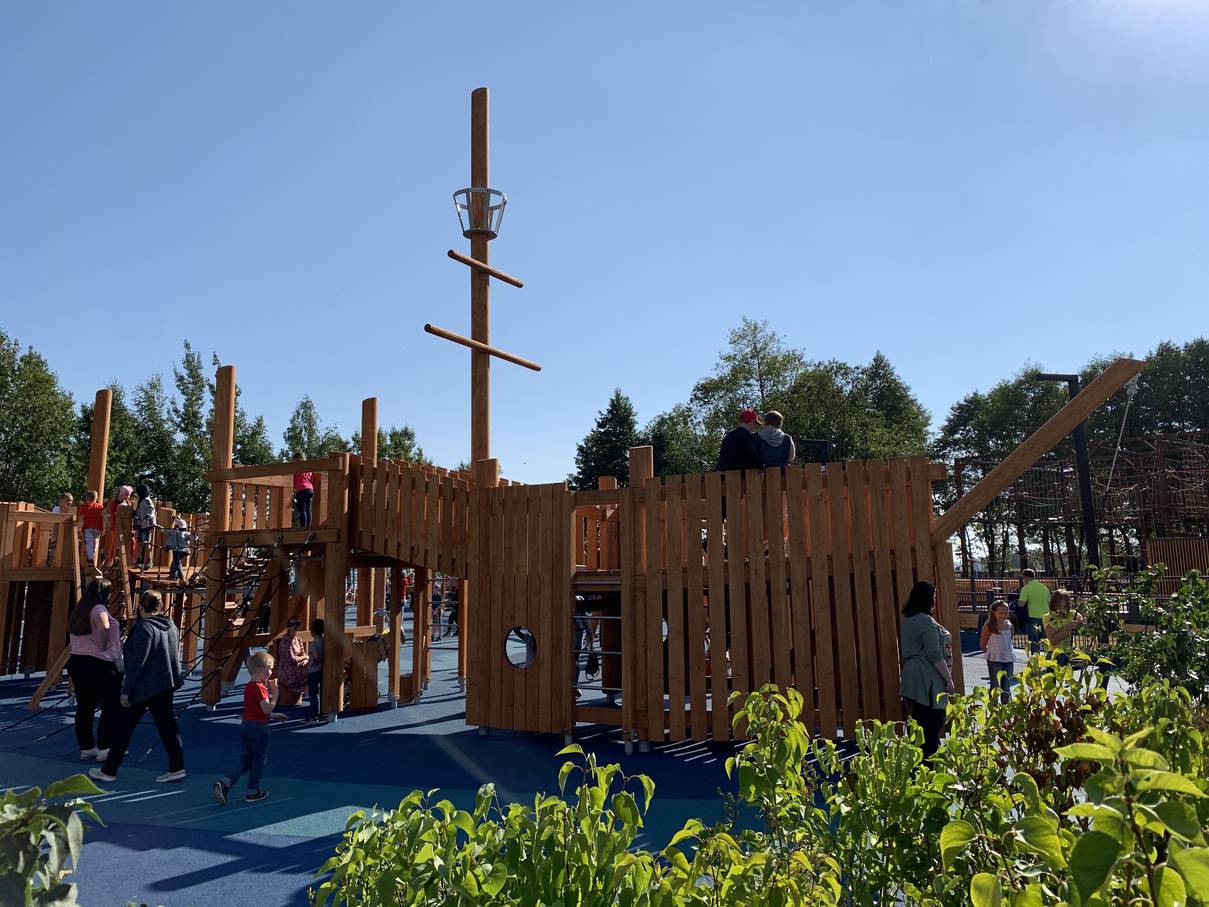 park_ostrov1.jpeg park_ostrov1.jpeg